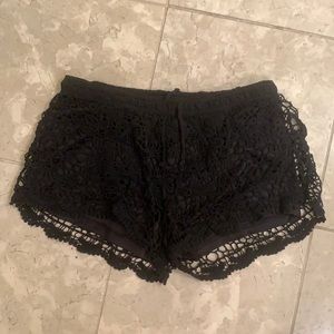 Size large full tilt shorts